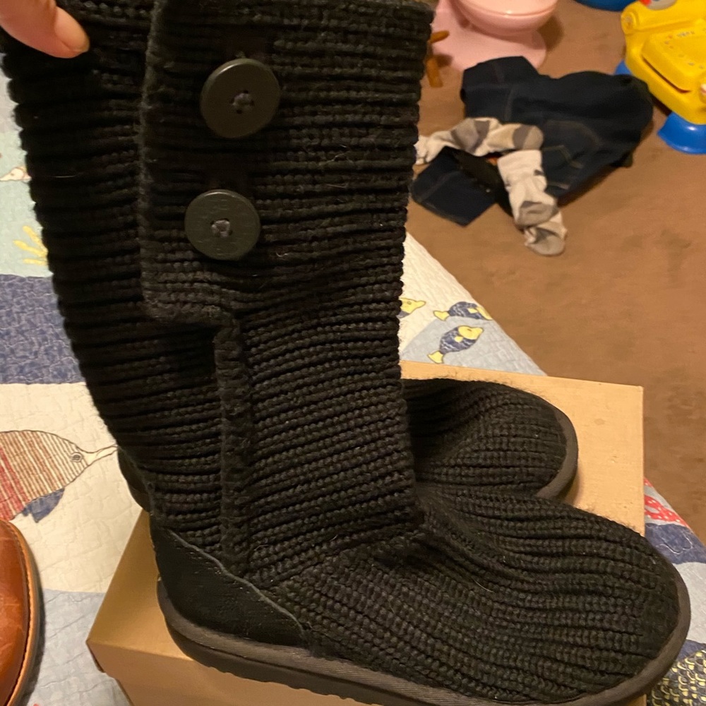 Ugg knit boots